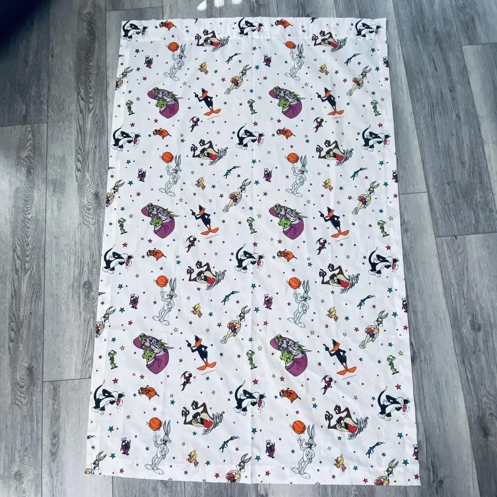 2 vtg 90s Space Jam Looney Tunes Flat Sheet Bugs Bunny Daffy Lola Taz curtains